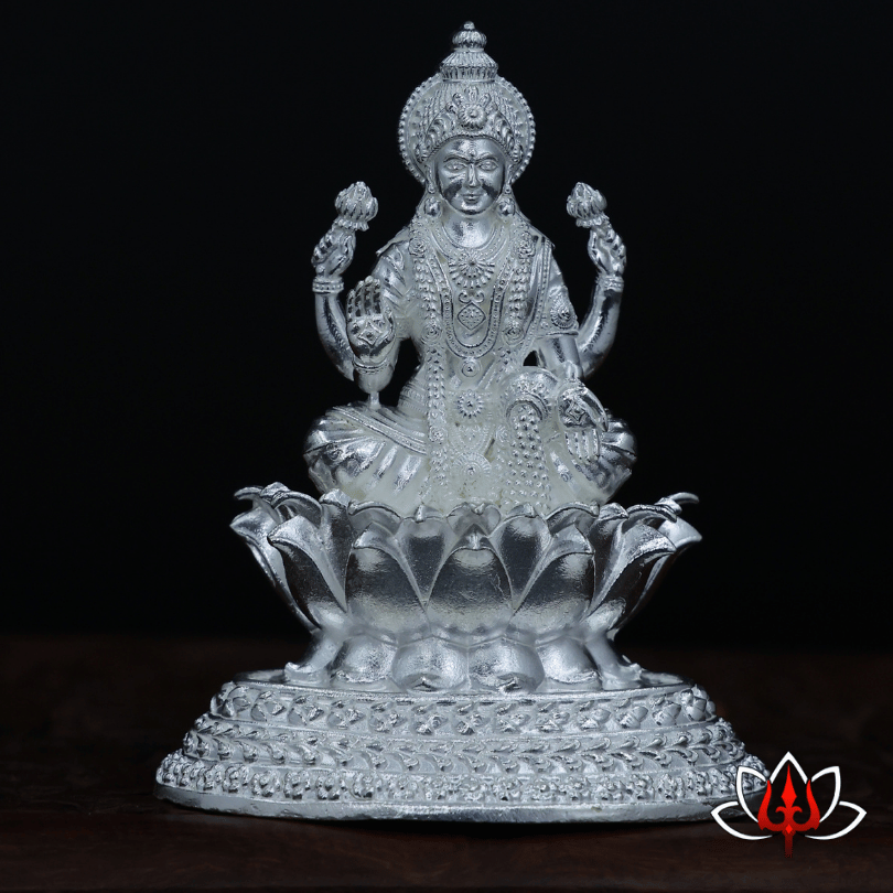 Pure Silver Goddess Lakshmi Idol – Divine Prosperity