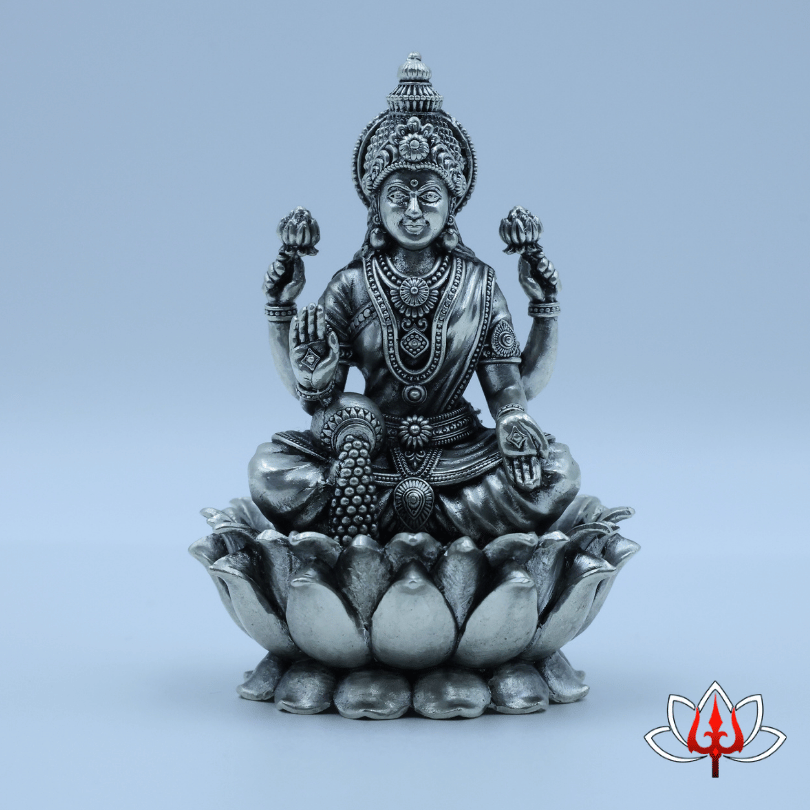 Divine Pure Silver Goddess Lakshmi Idol – Symbol of Wealth & Prosperity