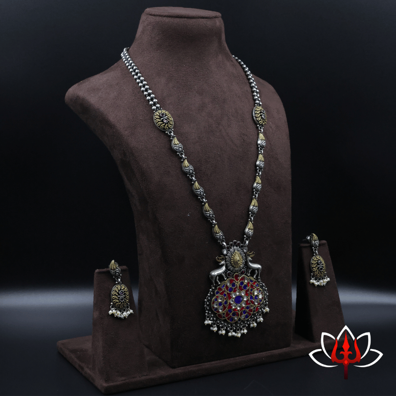 Elegant Silver Haaram with Deer Motifs & Earrings