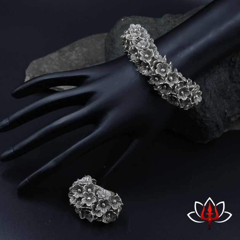 Floral Silver Bracelet & Finger Ring Set
