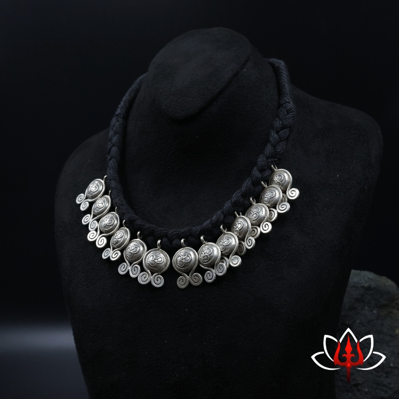 Exquisite Indian centric Silver Choker – Trishul Silvers