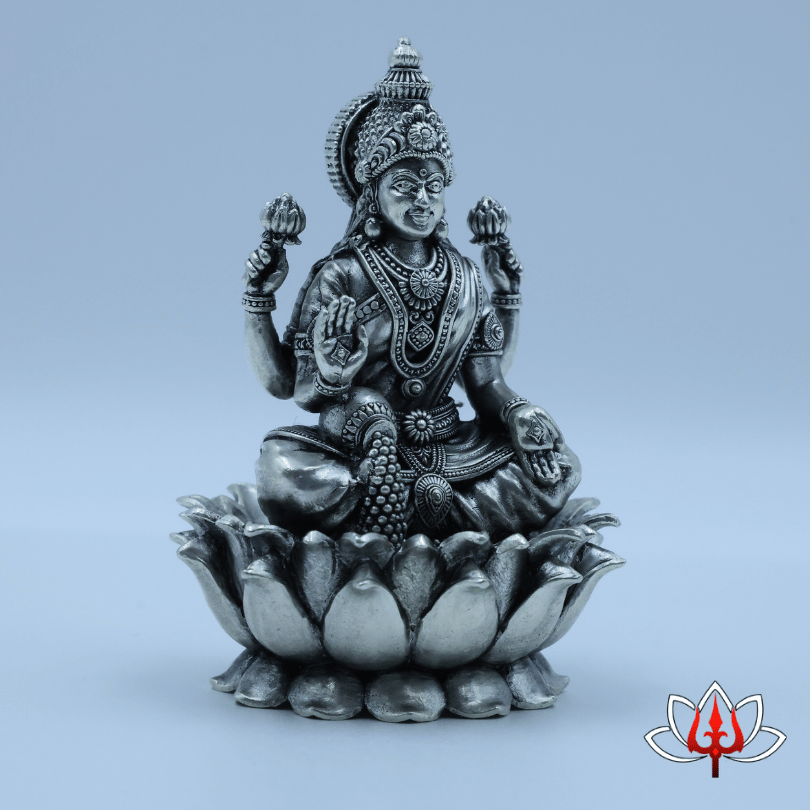Divine Pure Silver Goddess Lakshmi Idol – Symbol of Wealth & Prosperity