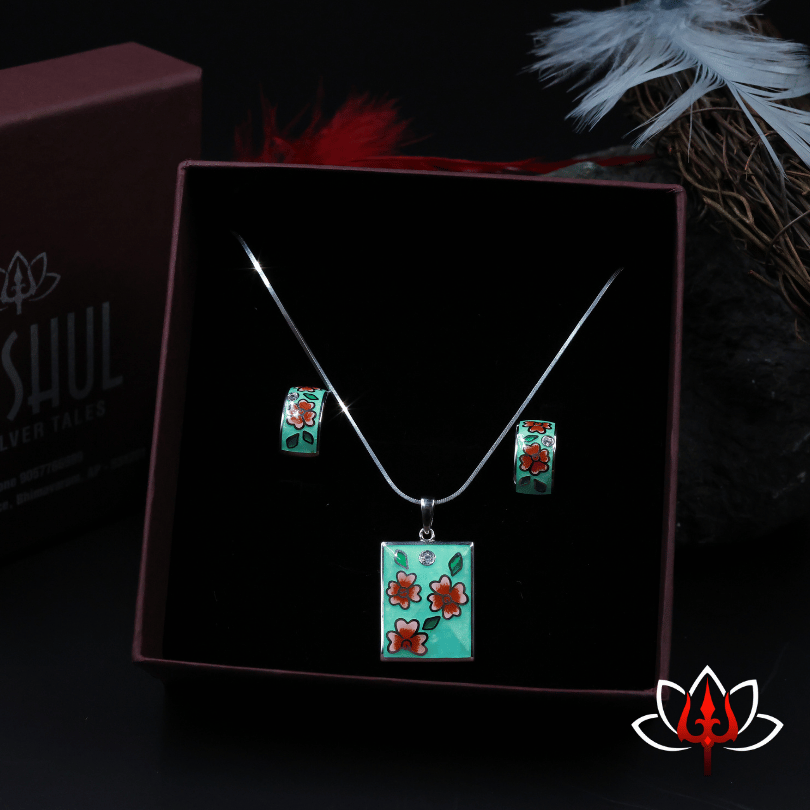 Exquisite Enamel-Painted Pendant Set with Earrings