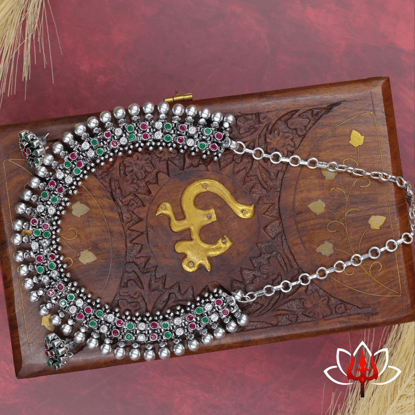 Regal picked Silver Choker with studs