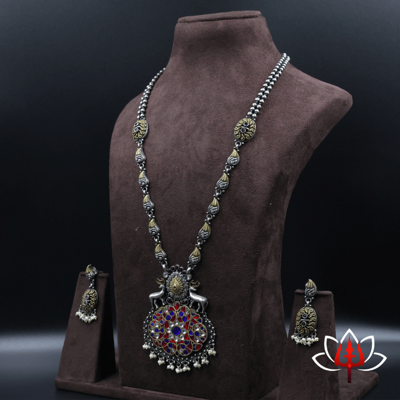 Elegant Silver Haaram with Deer Motifs & Earrings