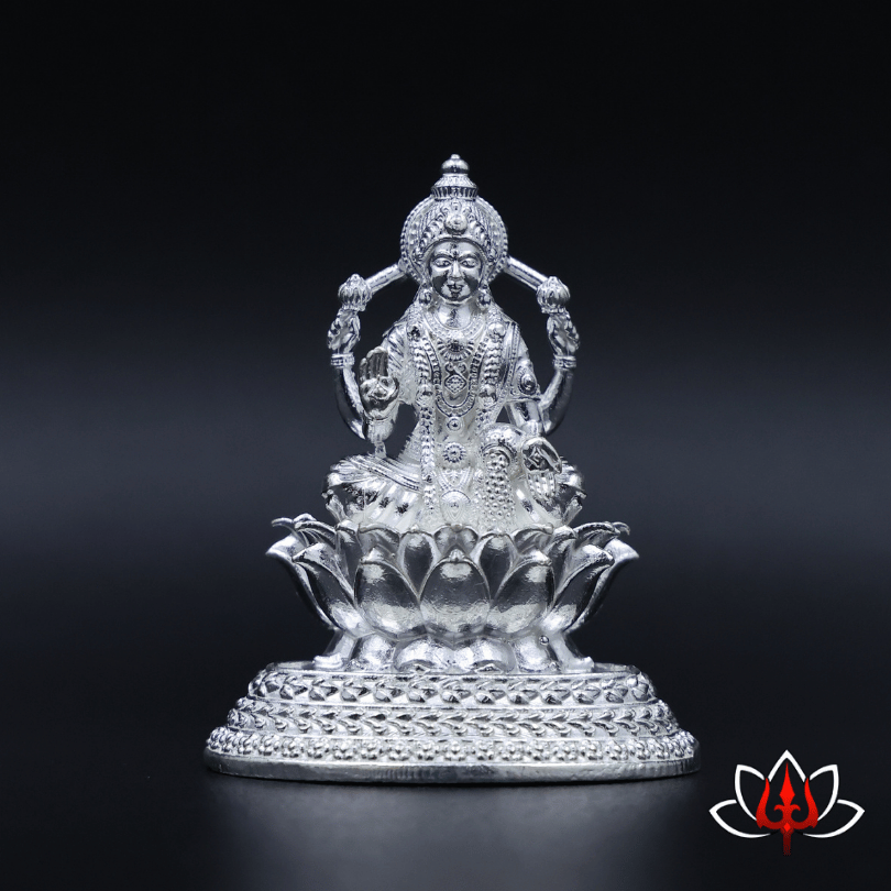 Pure Silver Goddess Lakshmi Idol – Divine Prosperity