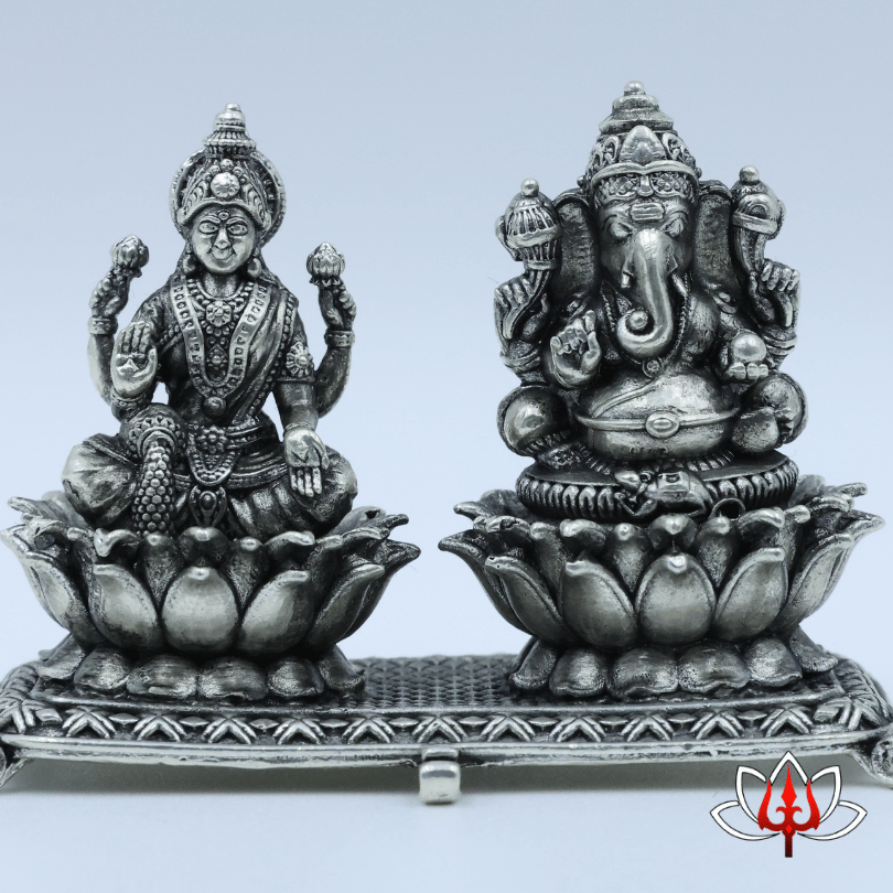 Pure Silver Lakshmi Ganesh Idol – A Symbol of Prosperity & Wisdom