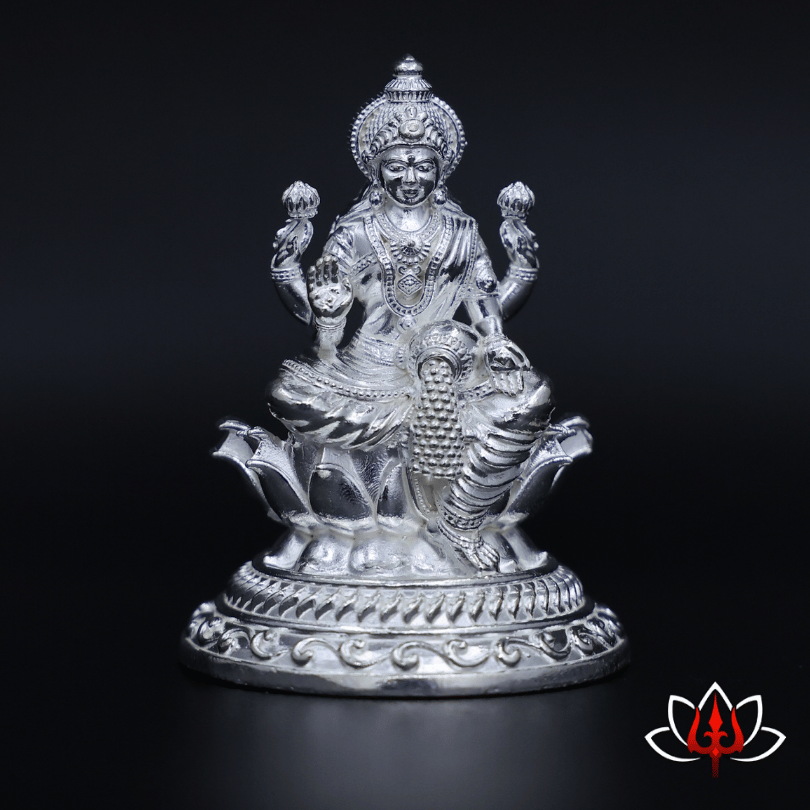 Divine Silver Goddess Lakshmi Idol – Grace & Prosperity