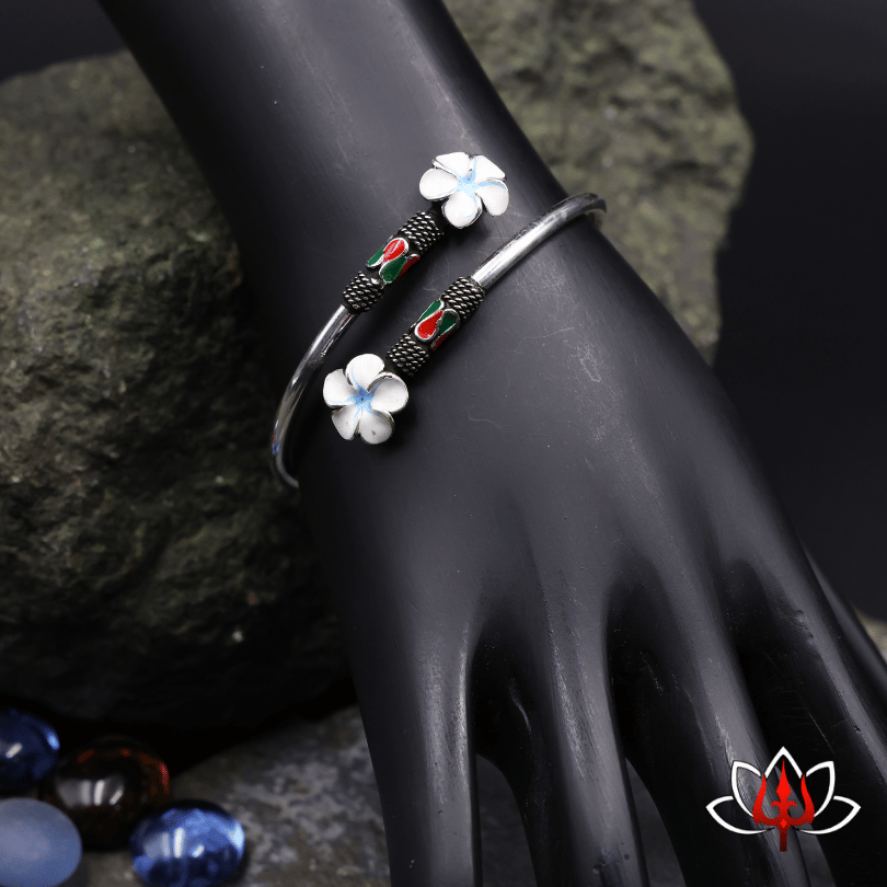 floral silver kada