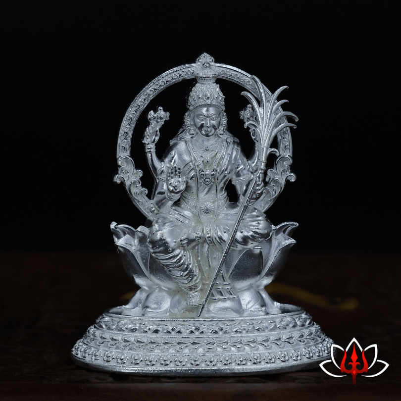 Exquisite Silver Goddess Lakshmi Idol – Symbol of Wealth & Prosperity