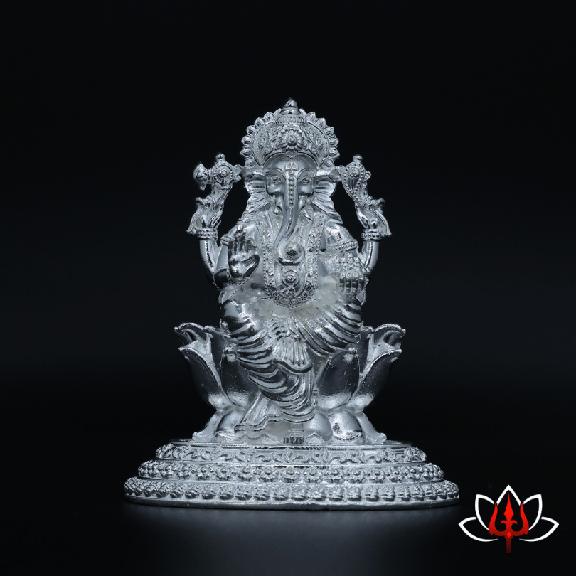 Exquisite Silver Ganesha Idol – The Harbinger of Prosperity & Wisdom