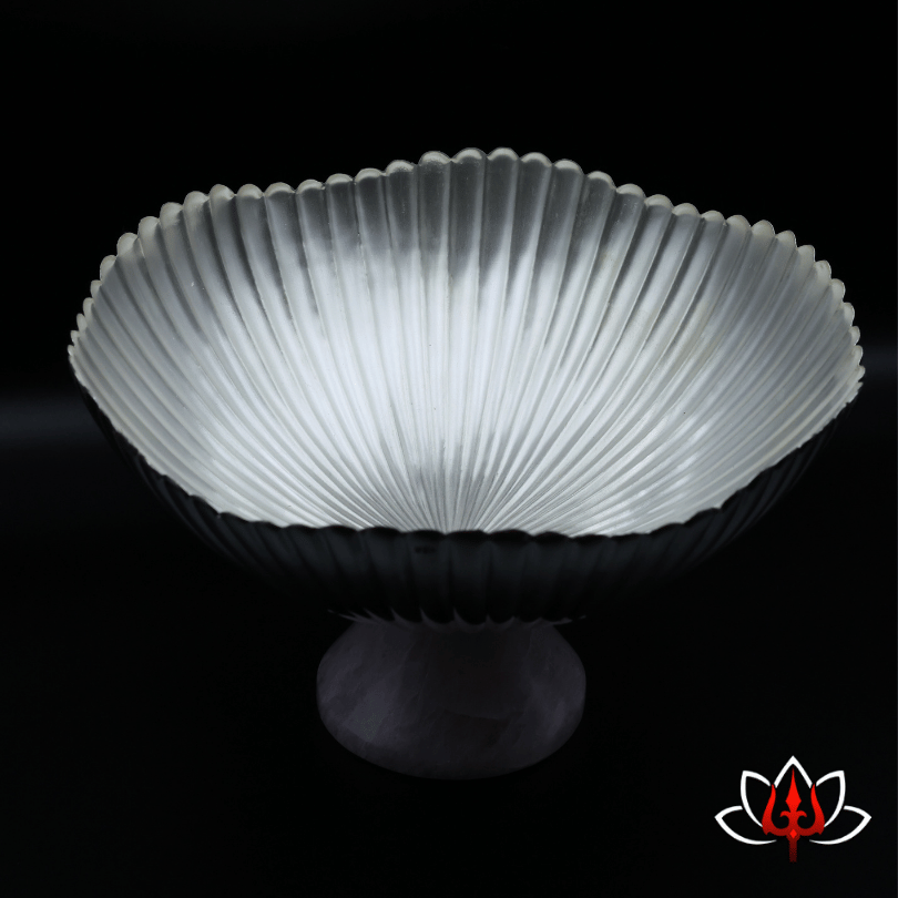 Elegant Silver Flower Bowl with Rose Quartz Base – A Fusion of Luxury & Serenity